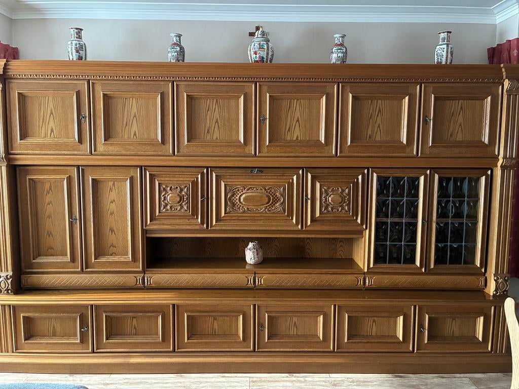 Meubels te koop , kasten tafel, stoelen, wandklok, Ophalen, Gebruikt, 4 tot 6 stoelen