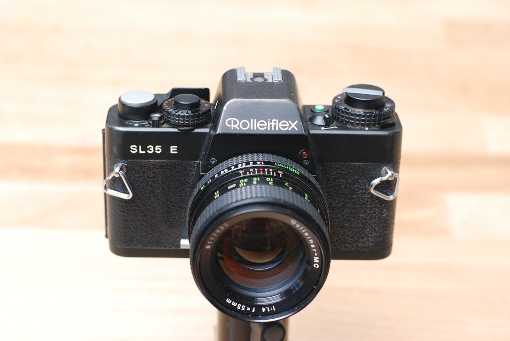 Rolleiflex SL35 E noir — Rolleinar MC 55 mm f/1.4, Enlèvement ou Envoi, Utilisé, Reflex miroir, Autres Marques