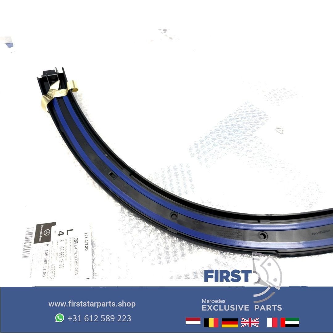 W156 GLA STOOTRAND SPATBORD LIJST ZIJSCHERM SIERLIJST X156 L, Arrière, Garde-boue, Utilisé, -