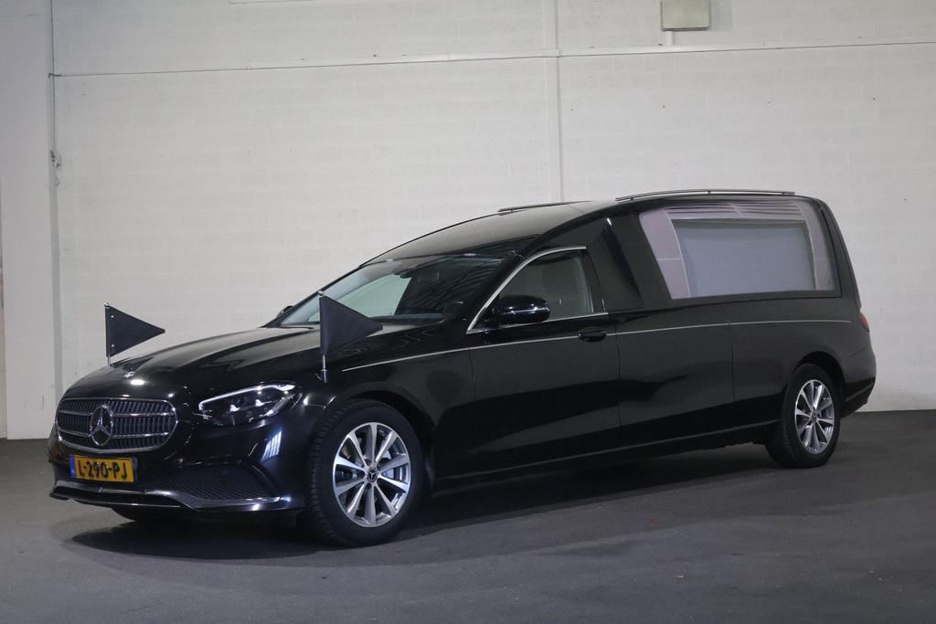 Mercedes-Benz E 200 T Begrafenisauto, Auto's, Automaat, Zwart, Break, Hybride Elektrisch/Benzine