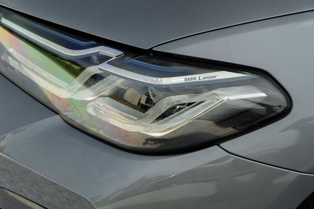 BMW 5 Serie 545 Berline xDrive Hybrid HUD Laser Only 12800 K, Auto's, BMW, Automaat, 4 deurs, Gebruikt, Leder