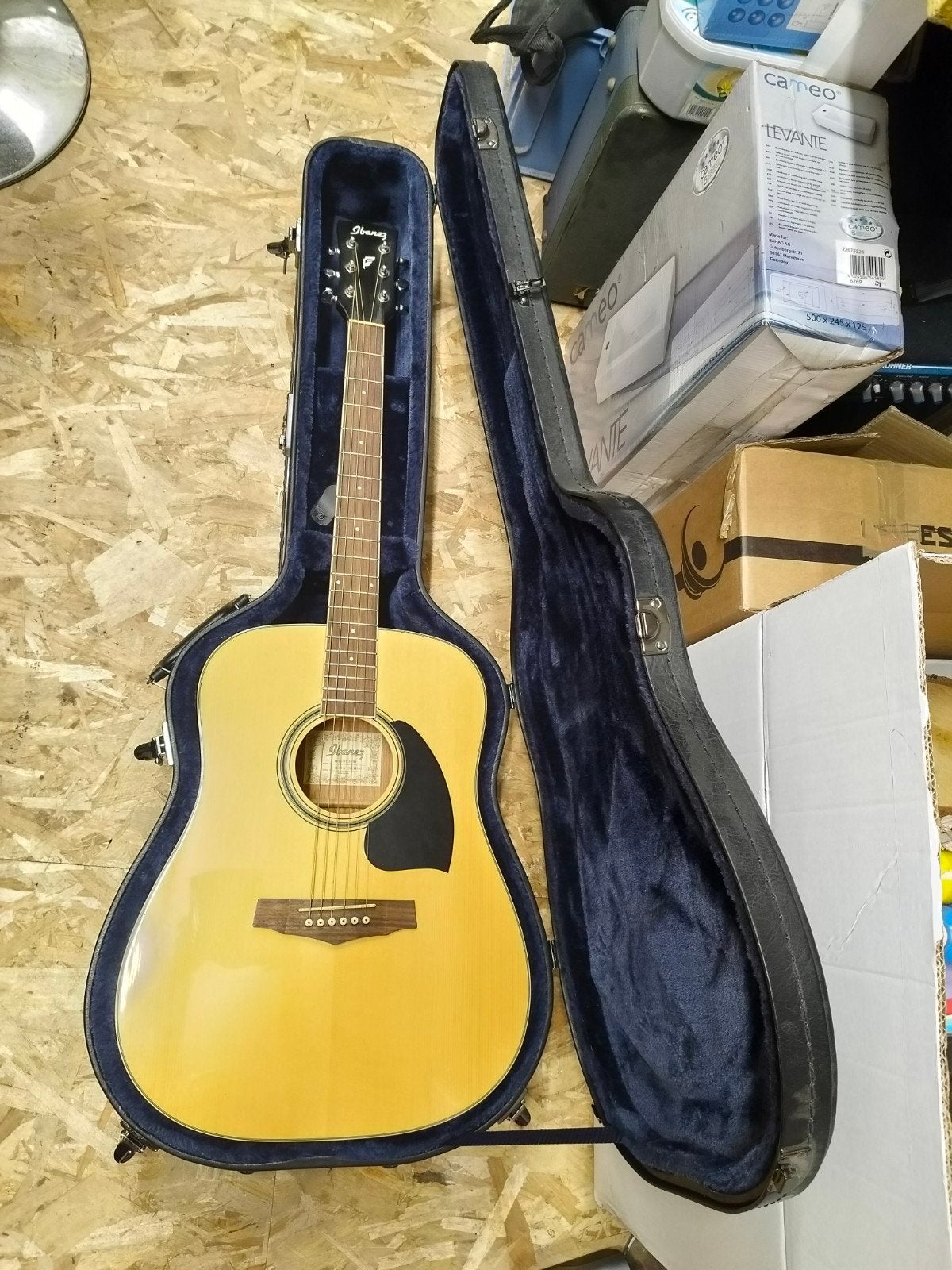 Ibanez pf15-nt 14-04 akoestische gitaar  inclusief koffer, Muziek en Instrumenten, Ophalen, Zo goed als nieuw, Overige typen, Met koffer