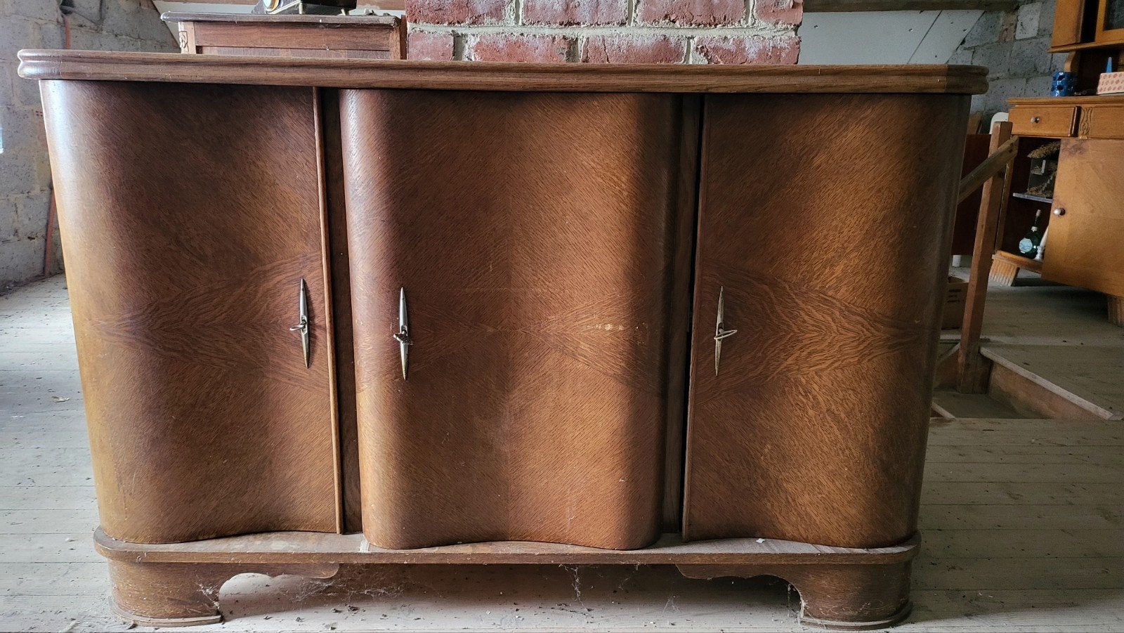 Meuble buffet, Enlèvement