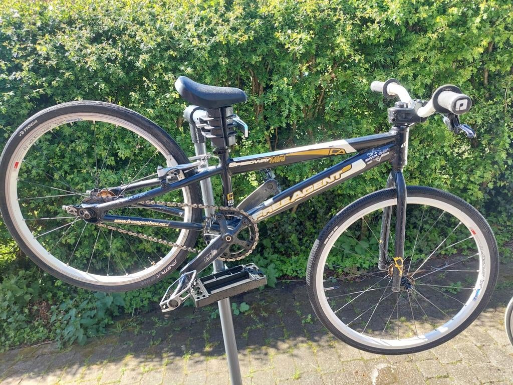 BMX mini Free Agent, Ophalen, Gebruikt, Aluminium, Velgrem