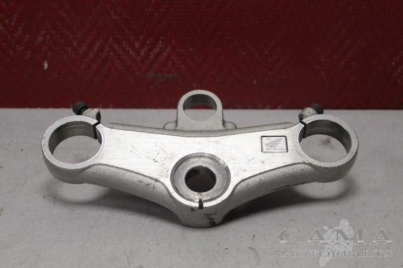 TOP YOKE TROIS POINTS Honda (53300MATD80), Dhr. S. di Majo, Utilisé, Info@cama-motorparts.nl, P.J. Troelstraweg 8 8
3144 CX  MAASSLUIS, NL