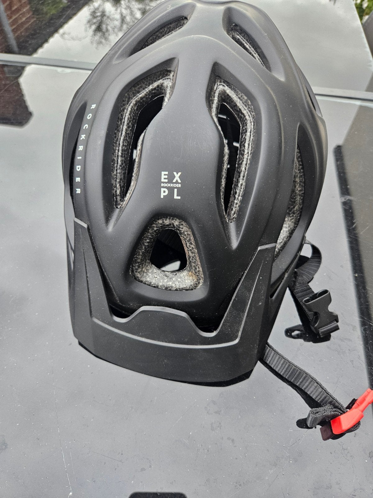 mtb helm decatlon, Vélos & Vélomoteurs, Accessoires vélo | Casques de vélo, Enlèvement