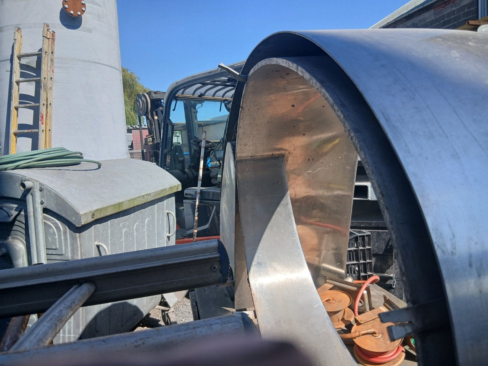 inox kunstwerk  mooi en zwaar . eventueel voor bloemen in te, Tuin en Terras, Ophalen, Gebruikt, 100 cm of meer, Overige vormen