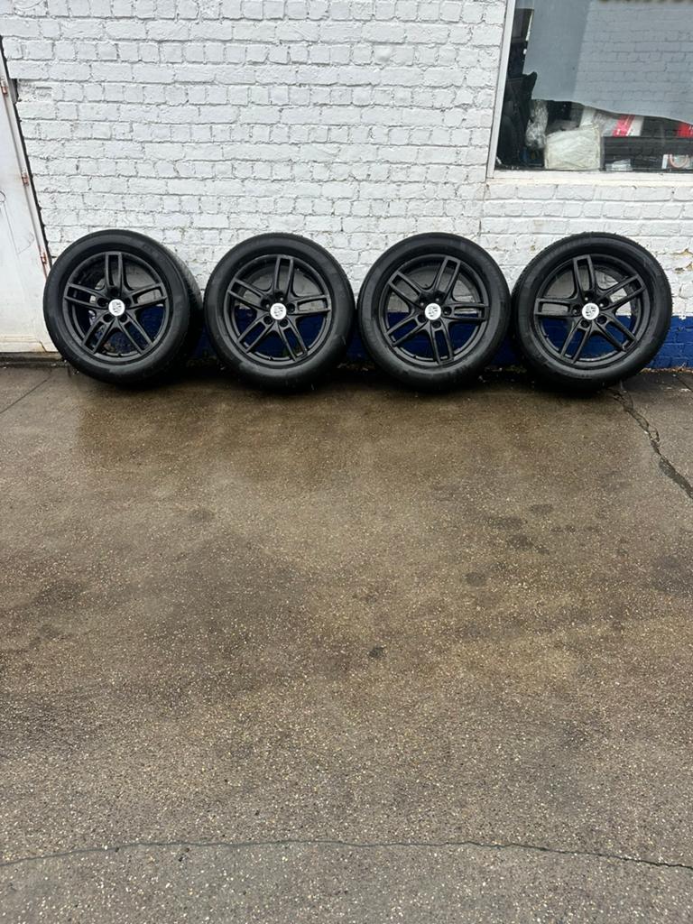 Porsche cayenne 2010-2018 Wielen met 265 50 r19 banden, Ophalen, Band(en)