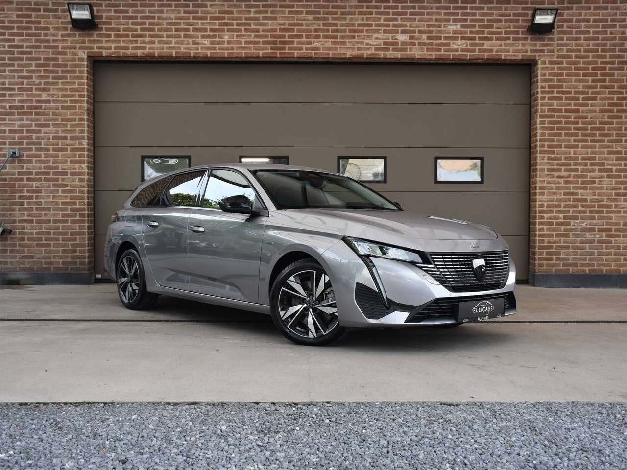Peugeot 308 SW 1.6 PHEV ALLURE / CARPLAY / GPS / CAMERA / L, Argent ou Gris, 0 kg, Noir, 5 portes