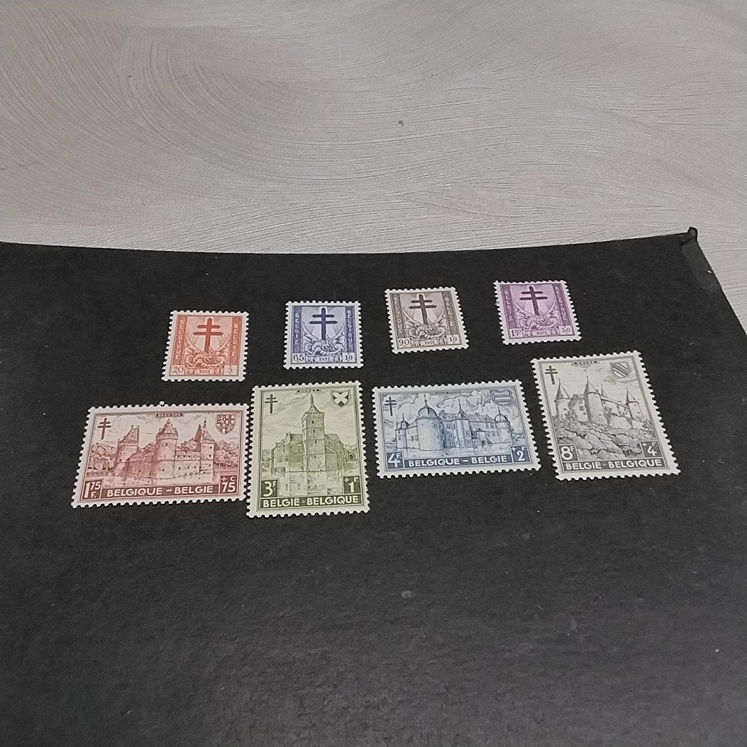 BELGIE 868/875 scharnier met cote 35,00 €, Ophalen of Verzenden