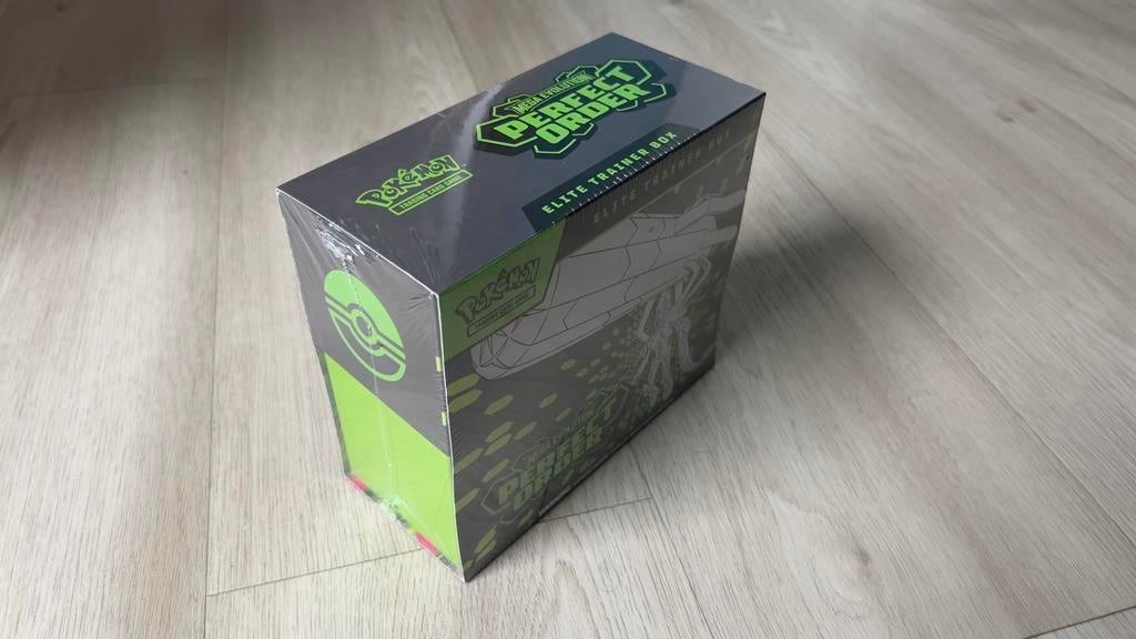 Mega Evolution Perfect Order Elite Trainer Box, Ophalen, Zo goed als nieuw