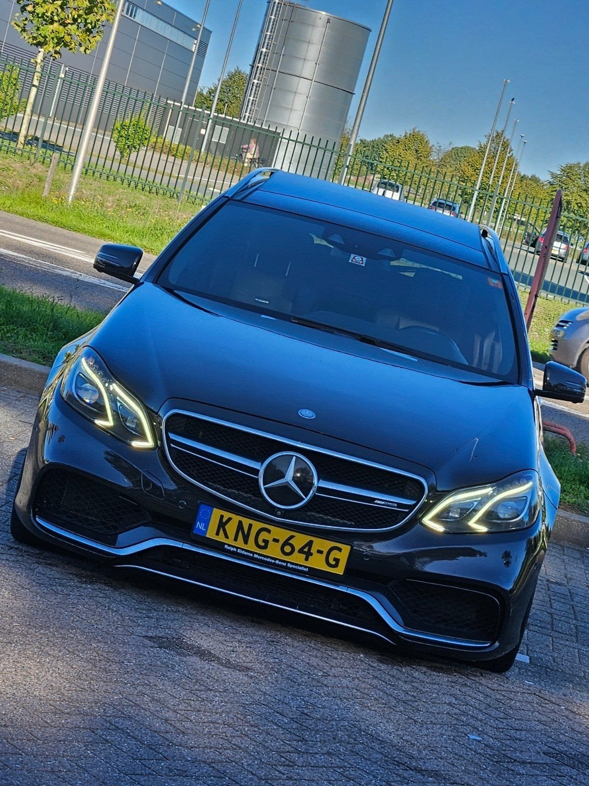 e63S amg 5.5 bruin e klasse AUT 63 e63 4matic 585pk gekeurd, Auto's, Automaat, Dealer onderhouden, 430 kW, 8 cilinders