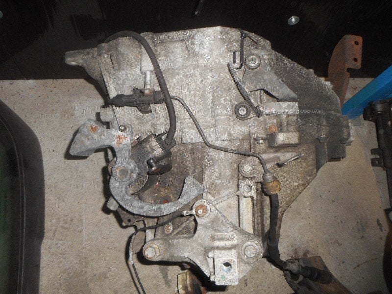 VERSNELLINGSBAK Ford Kuga I (01-2008/11-2012) (av4r-7002-aa), Auto-onderdelen, Gebruikt, Henry-Ford-Straße  1
50735  Köln, DE