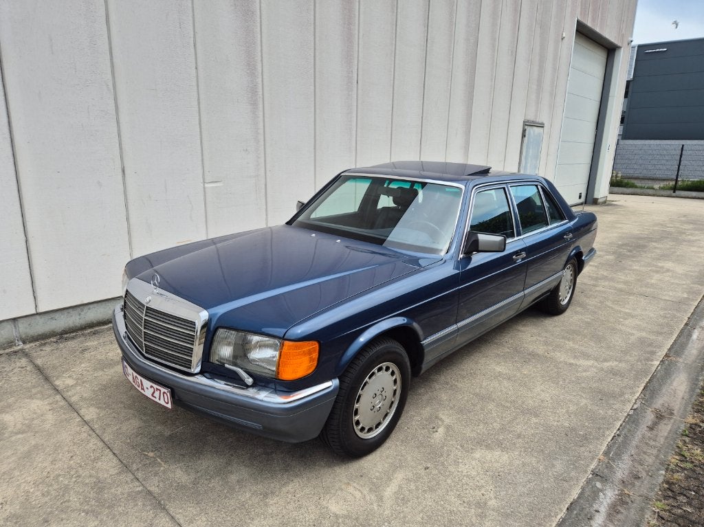Mercedes-Benz 560 SEL Europese auto roestvrij TOP staat, Auto's, Mercedes-Benz, Automaat, 4 deurs, Achterwielaandrijving, 5600 cc