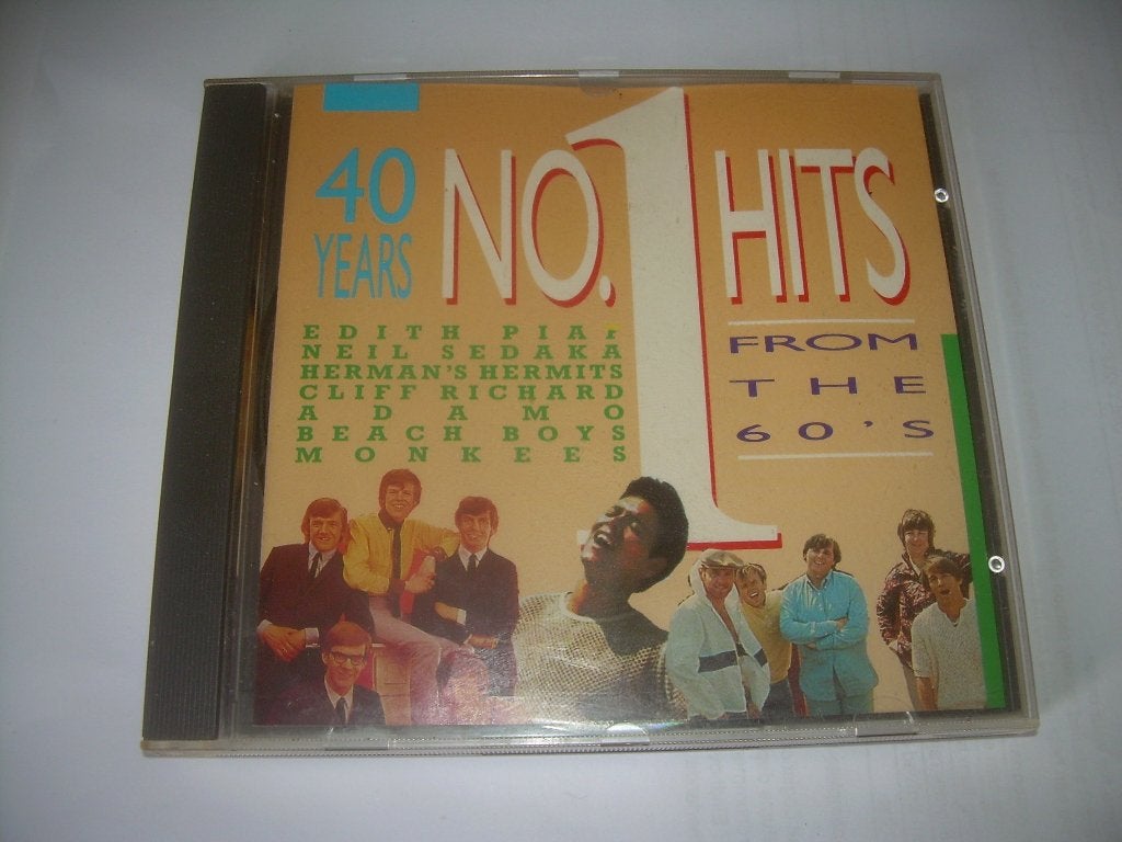 CD - 40 ANS, AUCUNE VUE - LES ANNÉES 60, Comprend un boîtier, Enlèvement ou Envoi, Comme neuf, Compilation