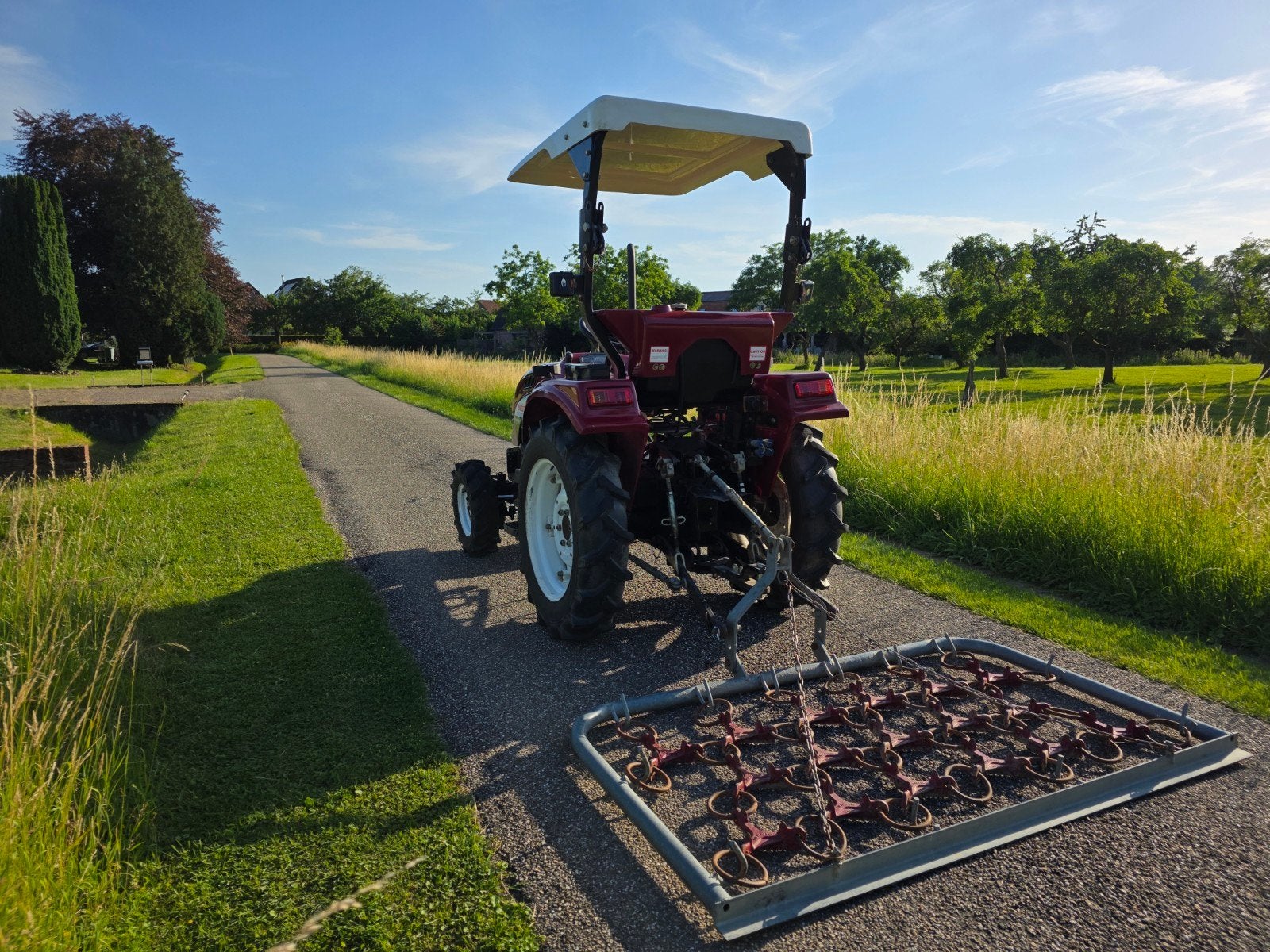 Knegt 254-G2 met weidensleep., Articles professionnels, Agriculture | Tracteurs, Autres marques, Enlèvement ou Envoi, Jusqu'à 2500