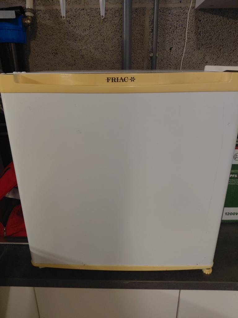 Petit Frigo FRIAC, Electroménager, Réfrigérateurs & Frigos, Enlèvement