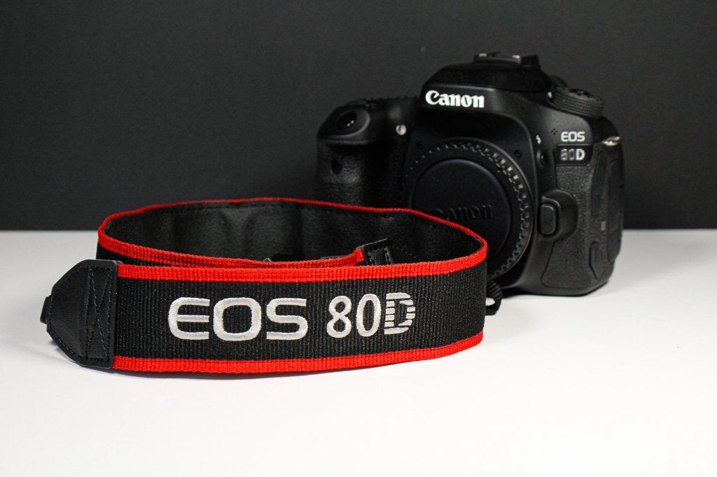 exactement comme 9 canon 80D seulement 2300clics, Chargeur, Écran inclinable/pivotant, Canon, Comme neuf