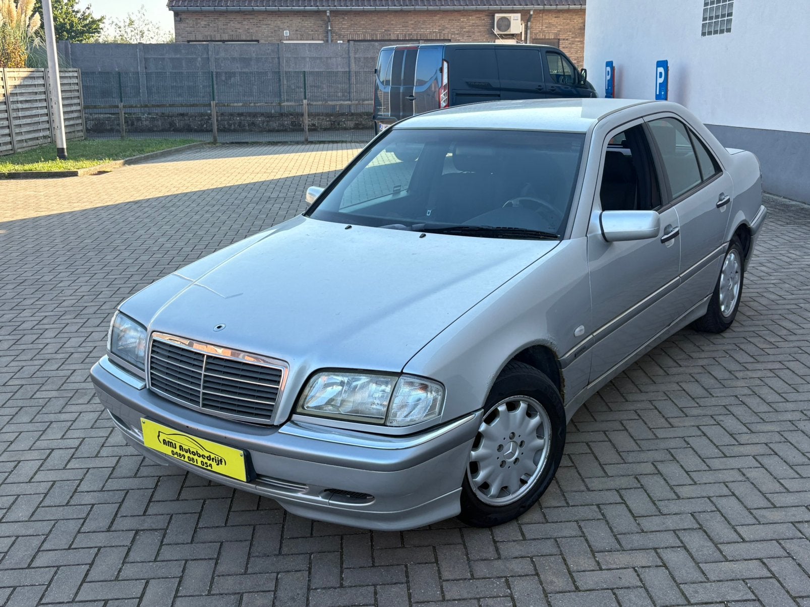 Mercedes c200cdi 1999 1ere main, Autos, Achat, Entreprise, Boîte manuelle, https://public.car-pass.be/vhr/0dfab437-a2ba-493b-8c10-8c93e0b9d