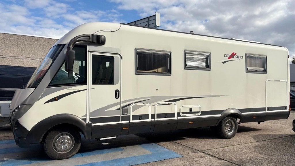 CARTHAGO CHIC HIGH-LINE IVECO 3.0  170 PK  AUTOMAAT 65.000km, Caravanes & Camping, Jusqu'à 4, Entreprise, Intégral, Douche