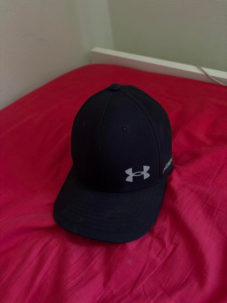 Casquette Under armour, Enlèvement, Comme neuf, Casquette