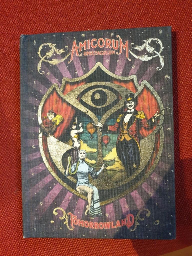 CD van tomorrowland 2017, CD & DVD, CD Singles, 6 singles ou plus, Enlèvement ou Envoi, Comme neuf, Dance