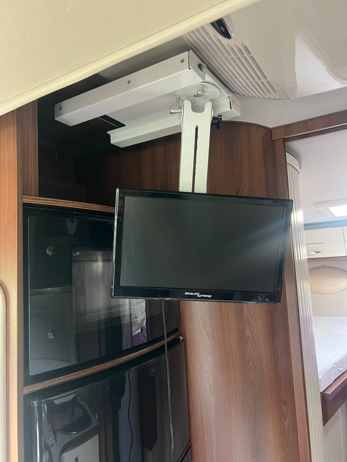 TV scherm 12V voor camper / mobilhome, Caravans en Kamperen, Ophalen, Zo goed als nieuw