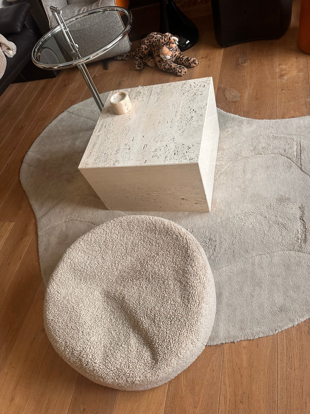 Vintage Italiaanse Travertin sidetable, kubus, Ophalen, Gebruikt, Vierkant, Minimalistisch,