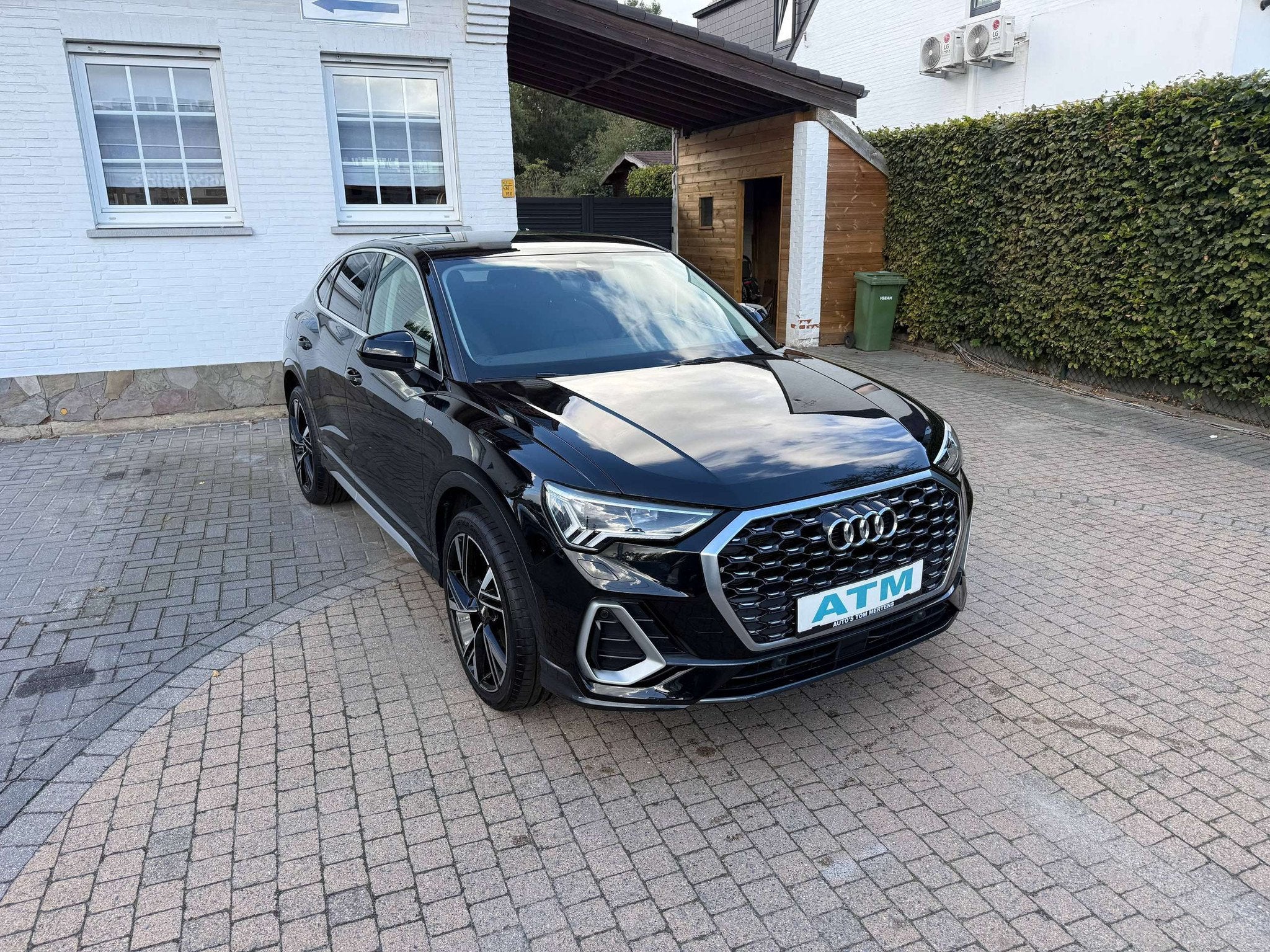 Audi Q3 Q3 PHEV 45 TFSIe S line S tronic (180 kW)/Leder/pdc, Autos, Achat, Euro 6, Entreprise, Noir