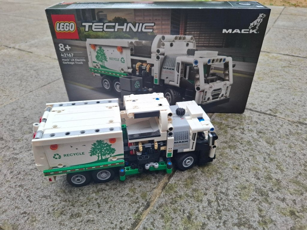 Lego Technic Mack LR Electric Garbage Truck, Kinderen en Baby's, Speelgoed | Duplo en Lego, Ophalen, Inclusief instructies, Lego