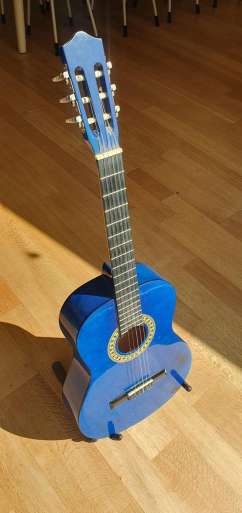 Klassieke gitaar + staander + gitaarzak, Muziek en Instrumenten, Ophalen of Verzenden