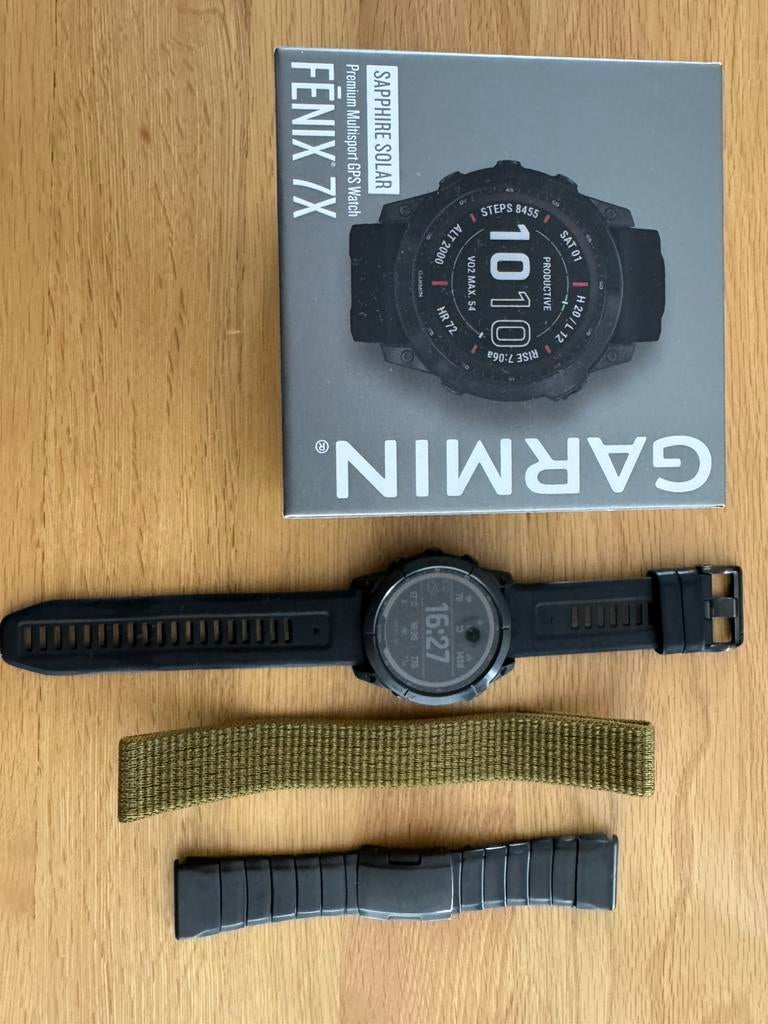 Garmin Fenix 7X Sapphire Solar, Bijoux, Sacs & Beauté, Étanche, Enlèvement ou Envoi, Utilisé, Avancer d'un pas