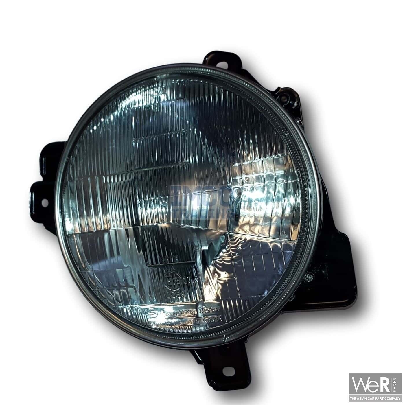 Koplamp linksvoor - SsangYong Korando 1997-2005 (8310106100), KGM Europe GmbH, Ophalen of Verzenden, Info@smotor.com, Ssangyong
