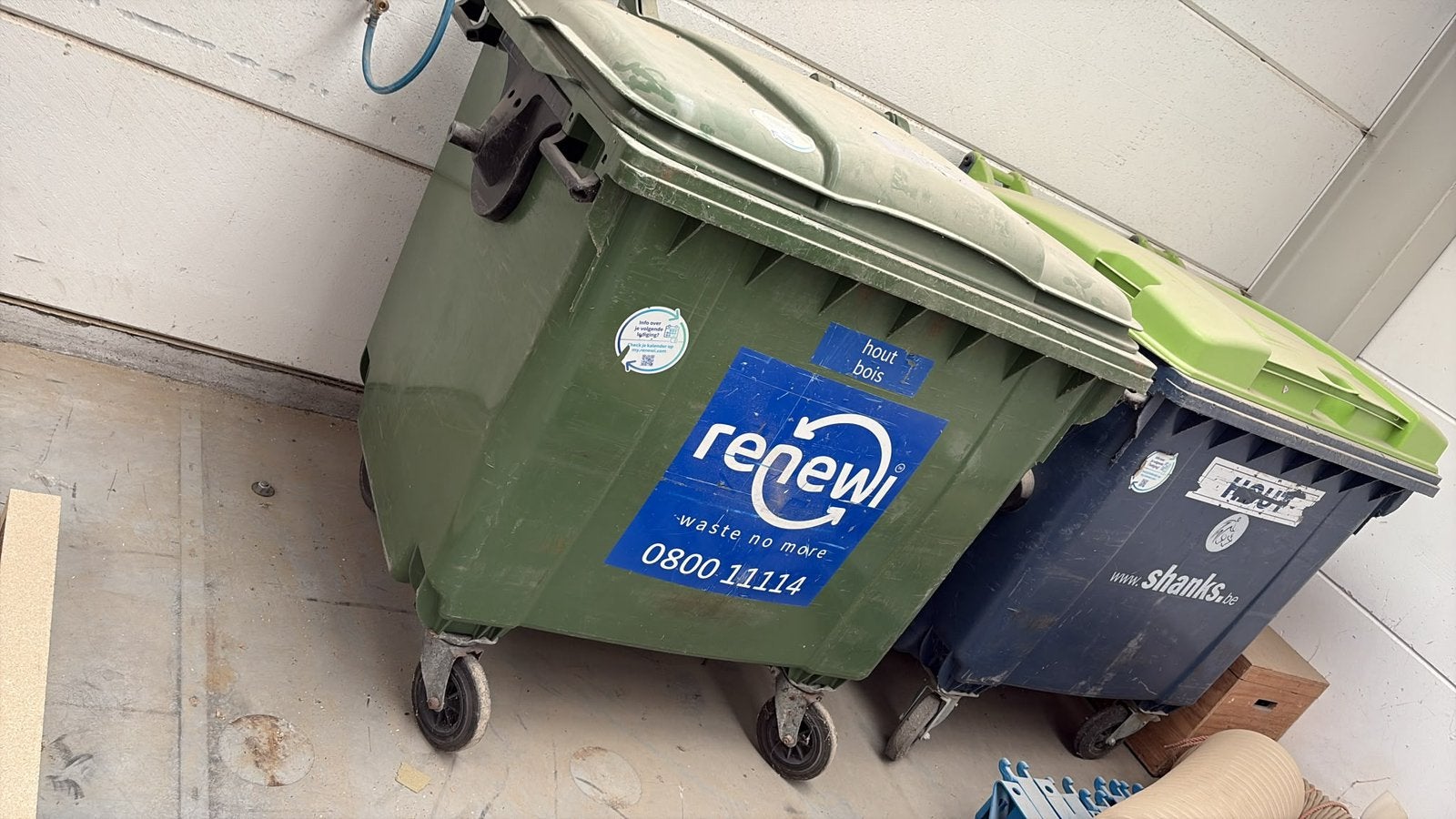 2 containers, Enlèvement ou Envoi, Utilisé