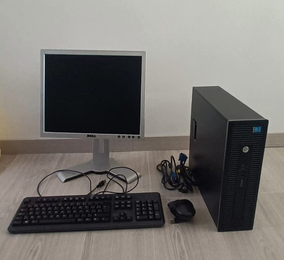 HP ProDesk 600 G1 SFF 1 x Core i5 4590 - 3.3 GHz RAM 8 Go SS