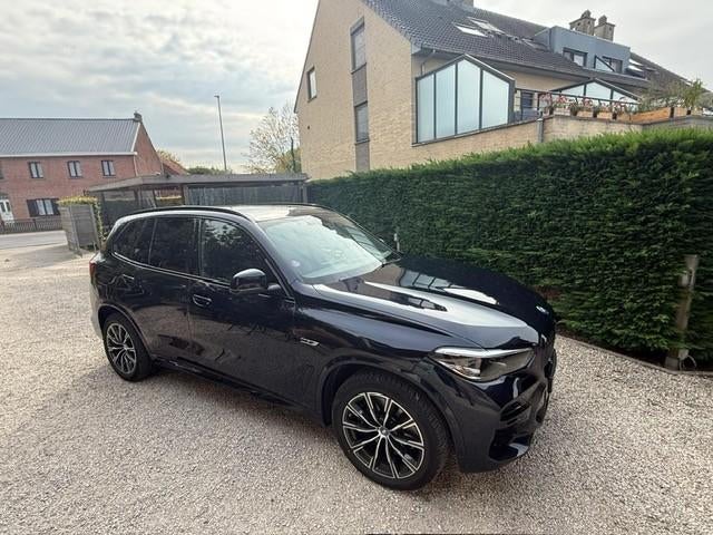 BMW X5 X-Drive 45e, M pack, M shadow line,trekhaak BTW wagen, Auto's, BMW, Automaat, 4 cilinders, Zwart, Leder