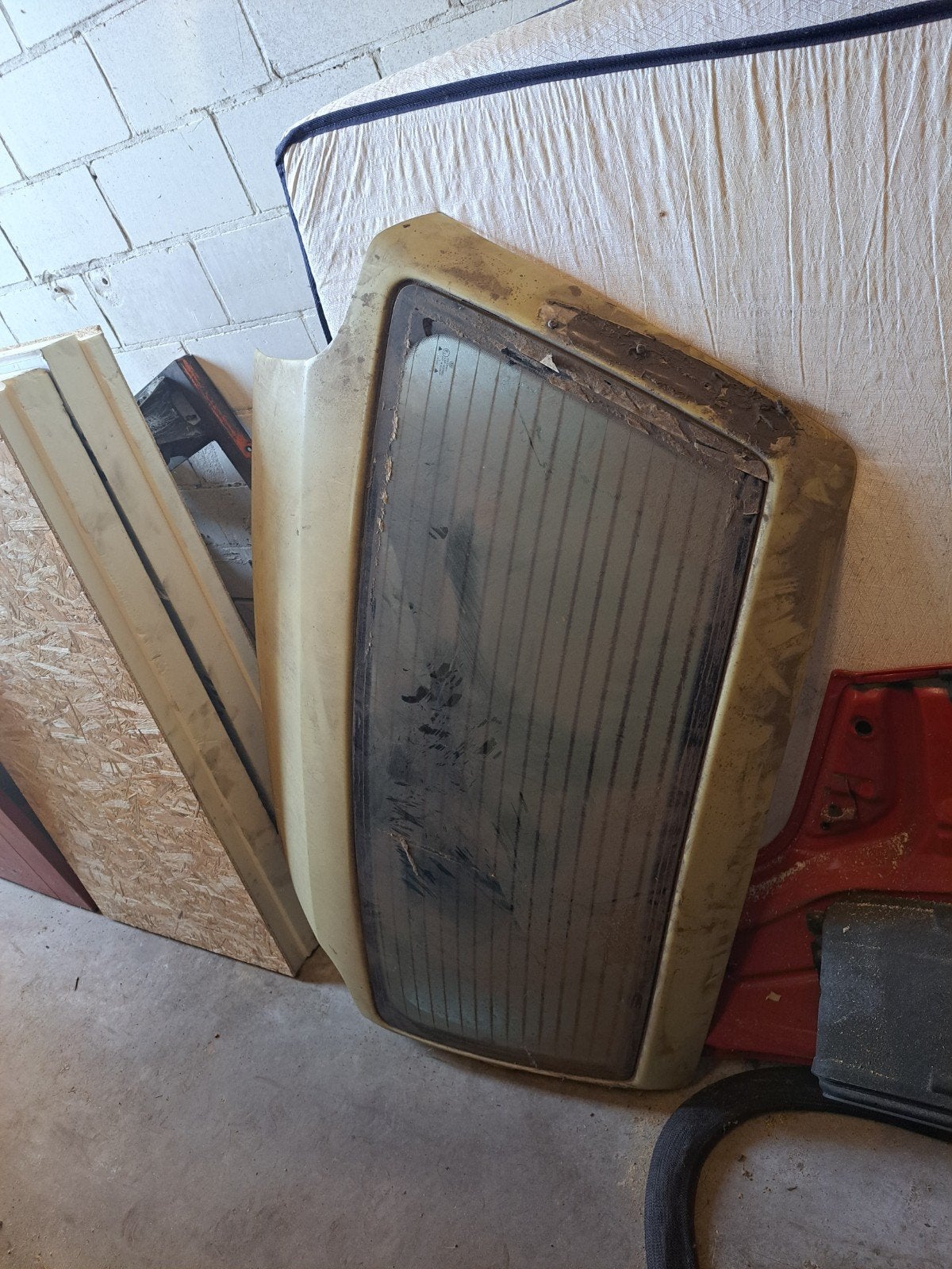 Gecleanede kofferklep golf 4, Ophalen