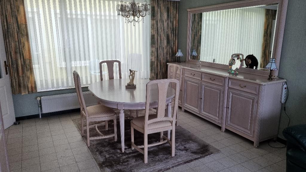 eiken eetkamer, Ophalen, Gebruikt, 4 tot 6 stoelen