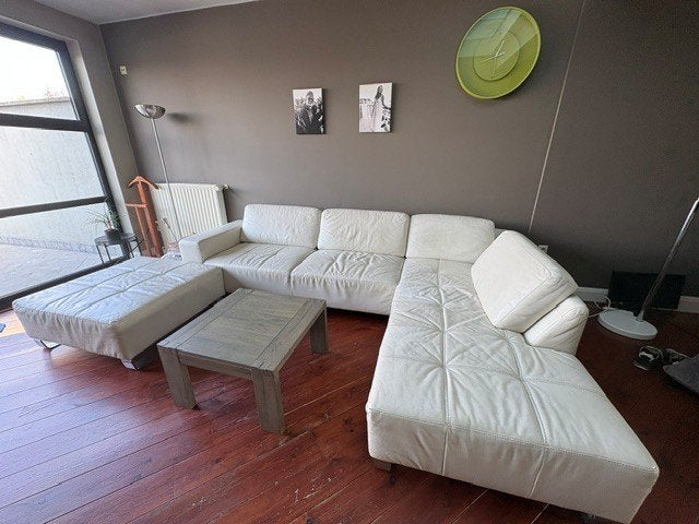 Fauteuil d'angle spacieux en cuir  - chaise longue + pouf, Quatre personnes ou plus, Enlèvement, Utilisé, Tijdloos
