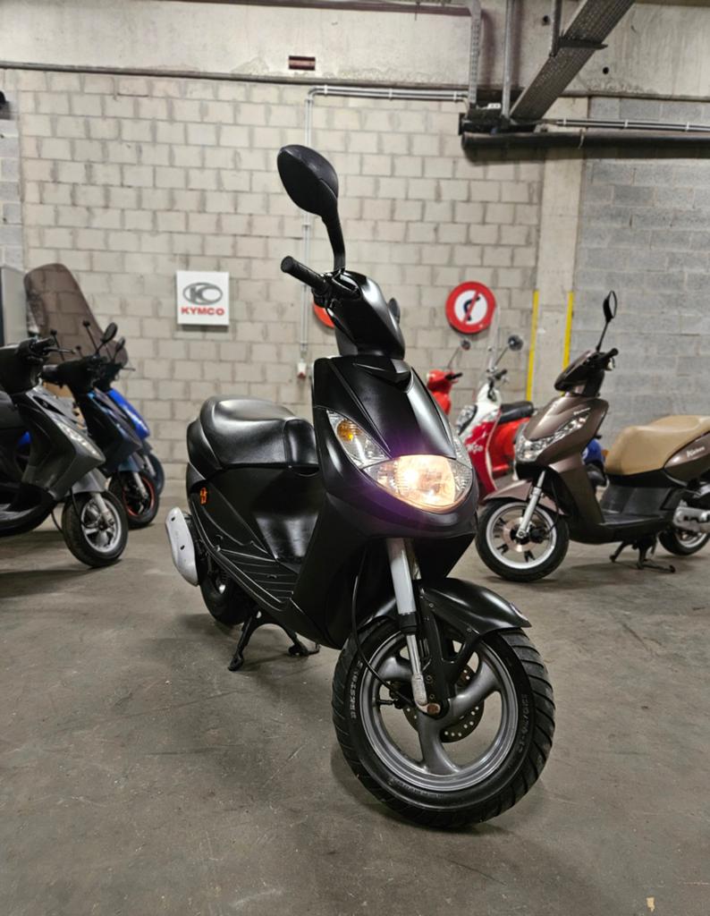Peugeot Vivacity Matt Black 50cc 2 takt 12.481 km Handelaar, Fietsen en Brommers, Scooters | Peugeot, Gebruikt, Vivacity, Klasse A (25 km/u)