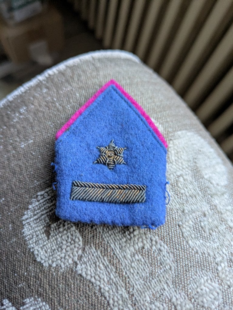 Majoor kraagspiegel geborduurd, Ophalen of Verzenden, Landmacht, Embleem of Badge