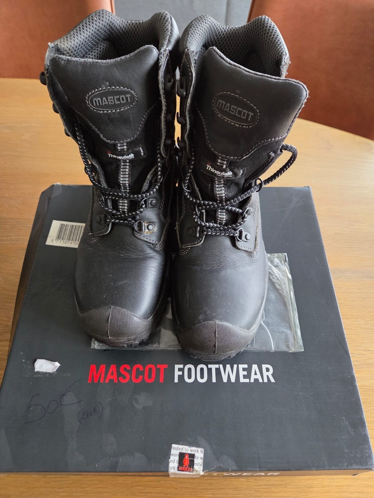 Chaussures de sécurité Mascot., Enlèvement