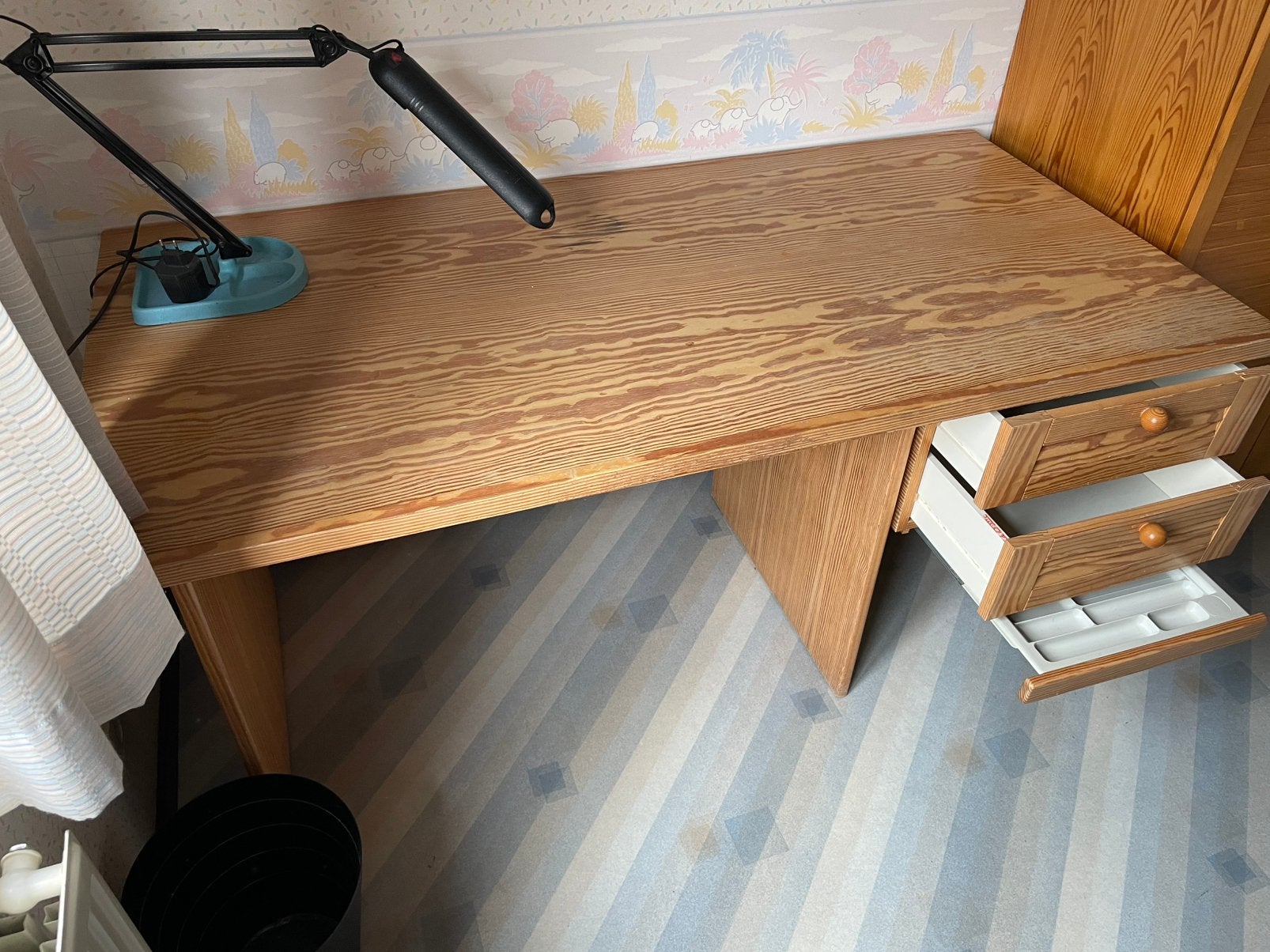 Bureau emdeka 160 op 80 cm, met lades, Huis en Inrichting, Bureaus, Ophalen, 160 cm, Gebruikt, Overige merken