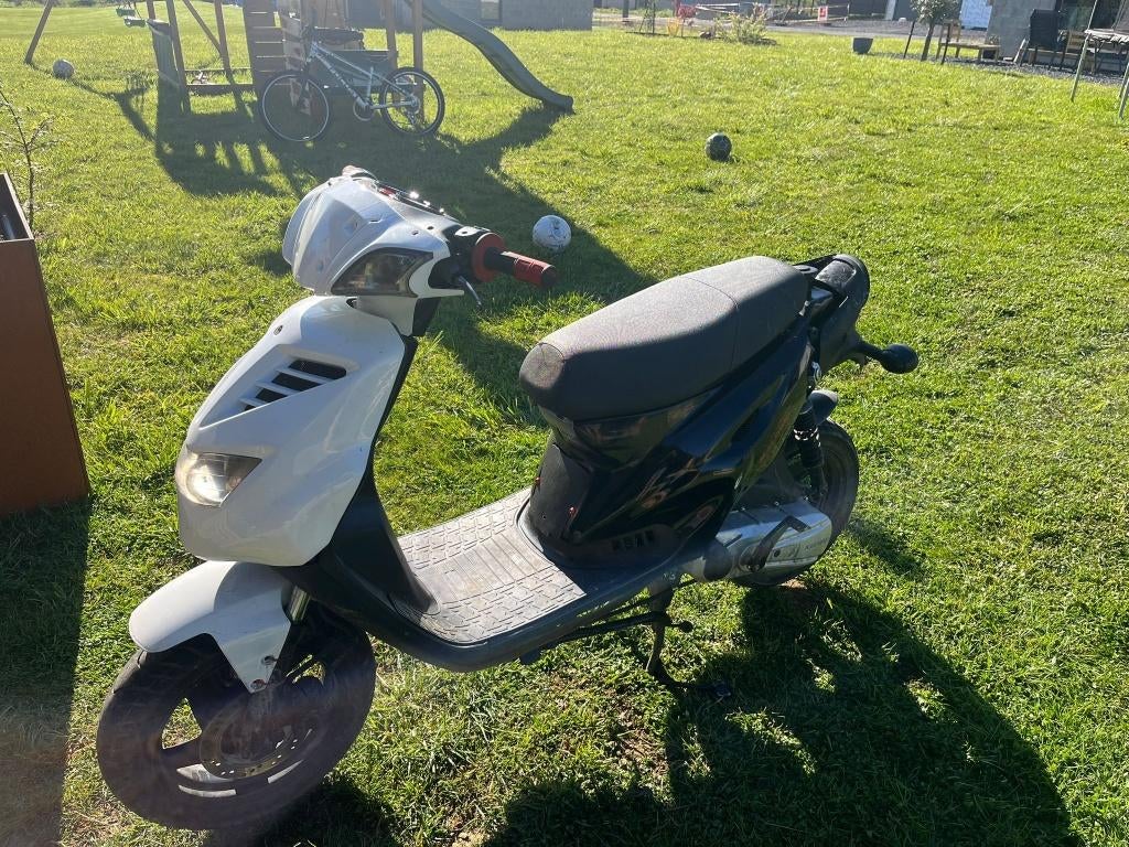Generic cracker 50cc 2t, Particulier