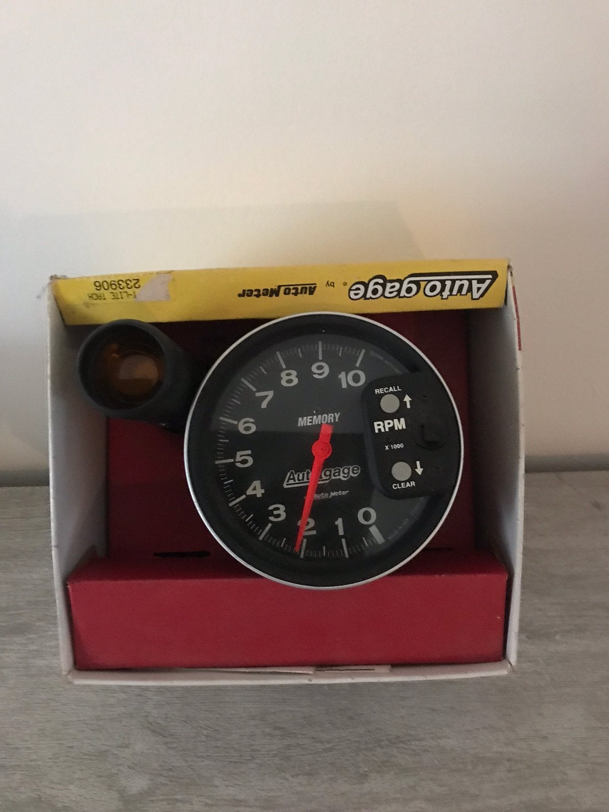 Compte-tours (Tachometer) Auto Gage by Auto Meter, Autos : Pièces & Accessoires, Enlèvement ou Envoi