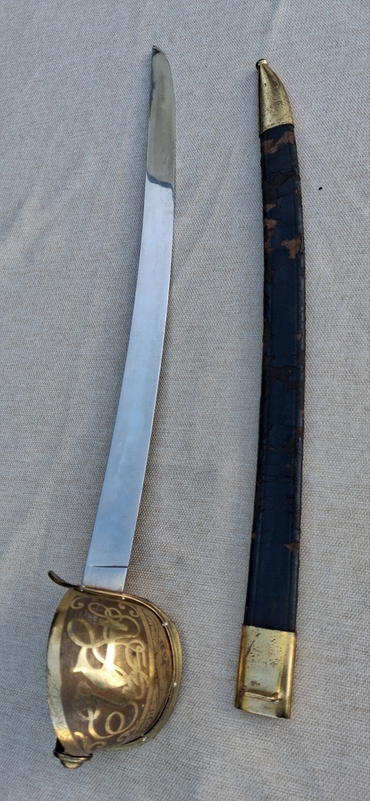 Ancienne réplique d'un sabre d'entersabre ou d'un sabre de p, Enlèvement ou Envoi, Marine, Épée ou sabre