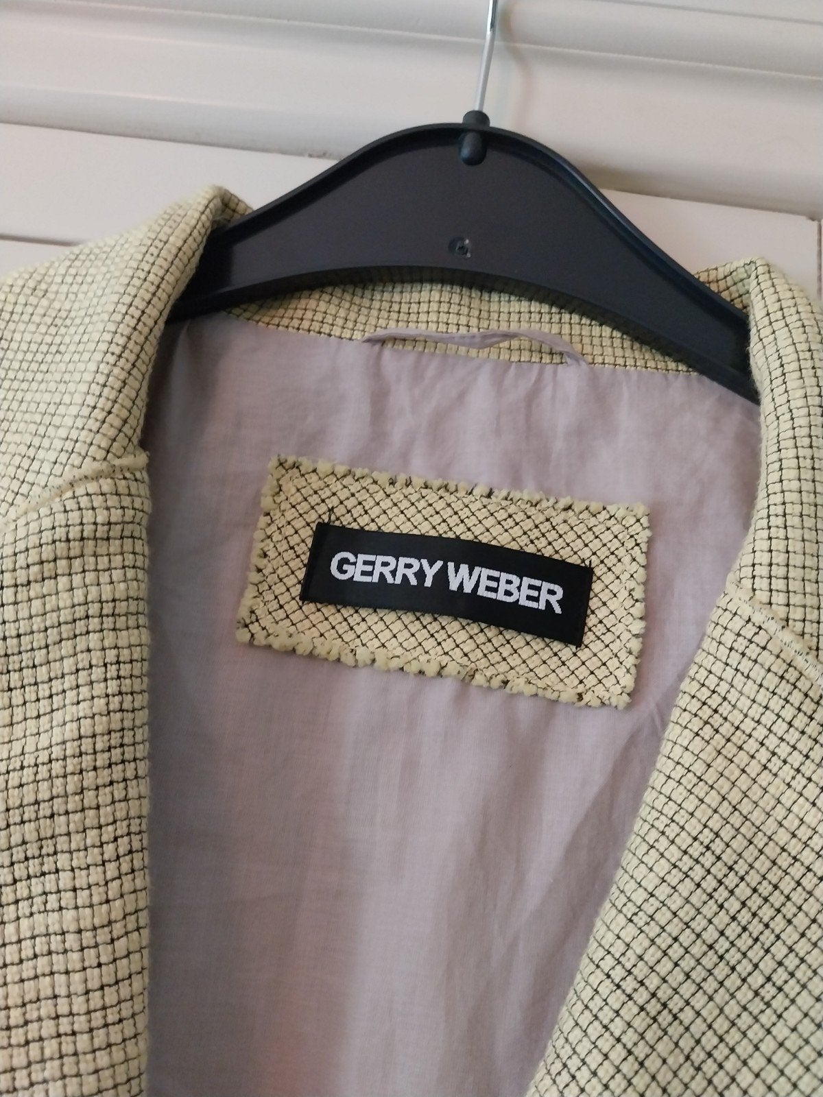 GERRY WEBER  BLAZER MAAT 46 ( MOOIE GELE KLEUR), Kleding | Dames, Grote Maten, Ophalen