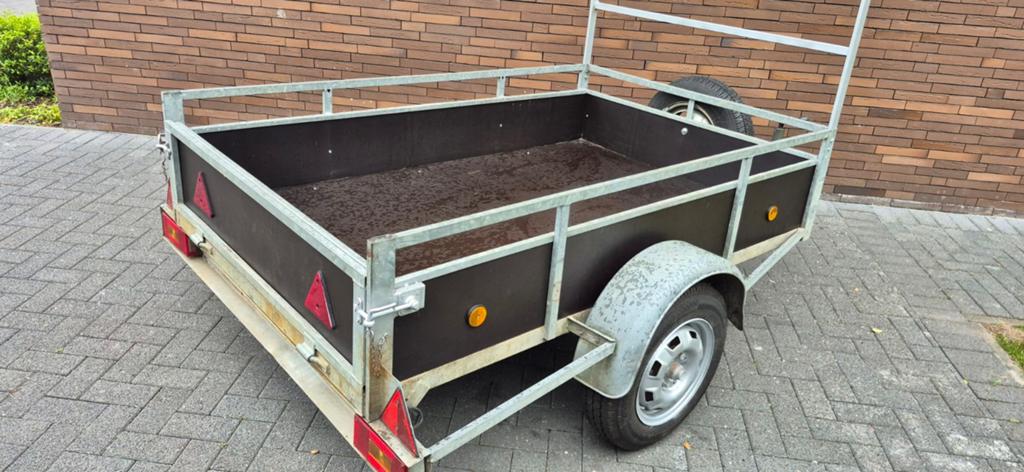 Aanhangwagen te koop, Ophalen