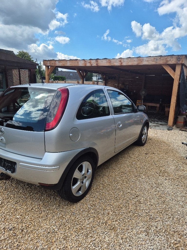 Opel corsa benzine in perfecte staat, Autos, Achat, Boîte manuelle, Particulier, Tissu