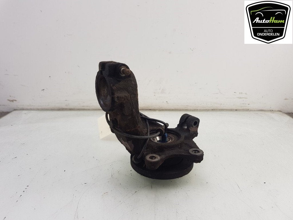 FUSEE RECHTS VOOR Peugeot 206+ (2L / M) (|364775|), Dhr. J. Ham, Gebruikt, Administratie@autoham.nl, Peugeot